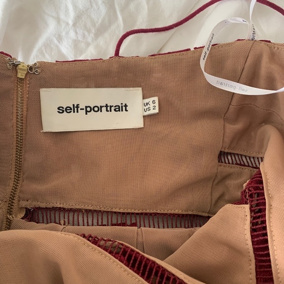 self portrait azealea dress in burgundy red size 2 - Picture 6 of 8